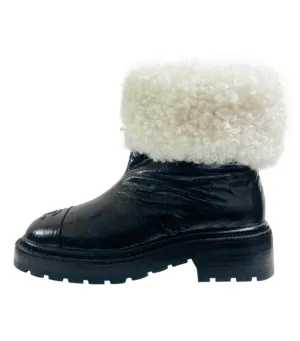 Chanel 'CC' Logo Lambskin & Shearing Ankle Boots. Size 36