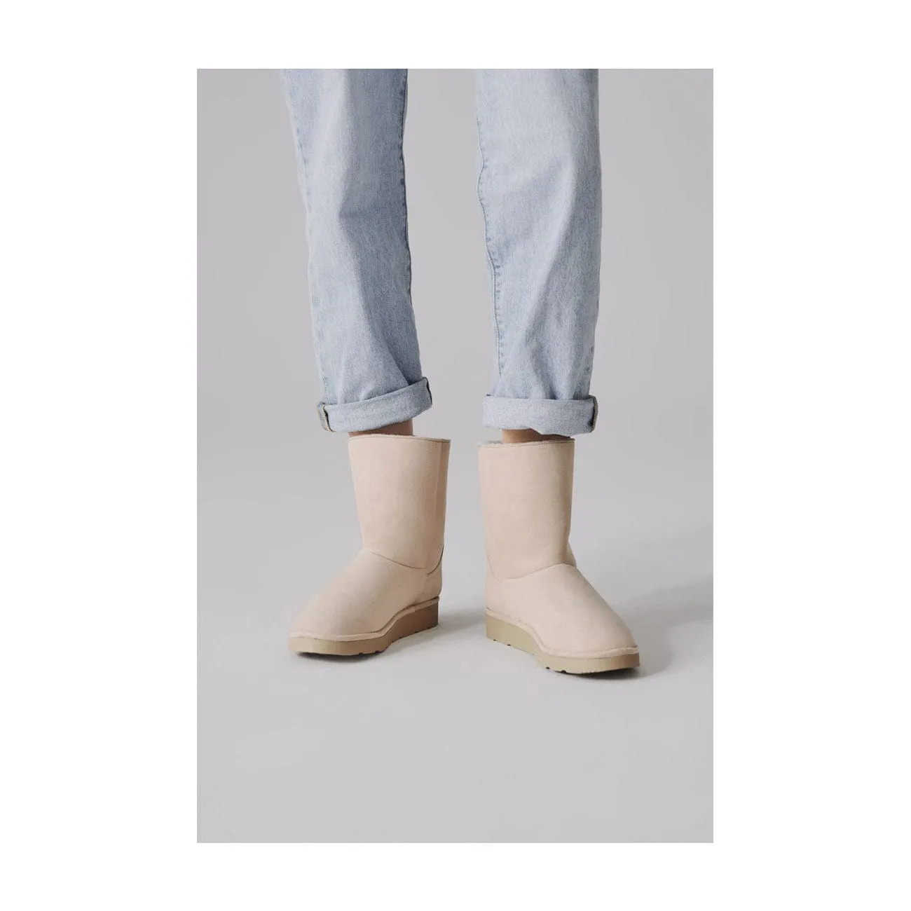 Classic Unisex Vegan Faux Fur Lined Boots | Multiple Colours