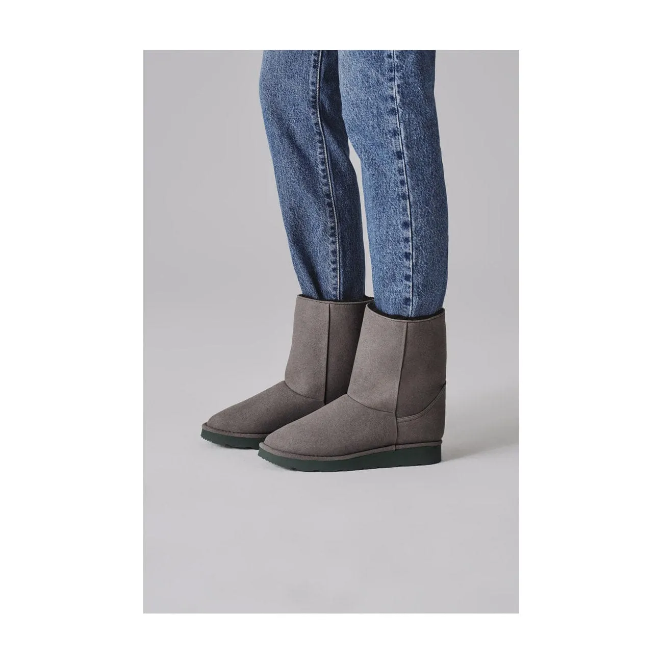 Classic Unisex Vegan Faux Fur Lined Green Sole Boots | Multiple Colours