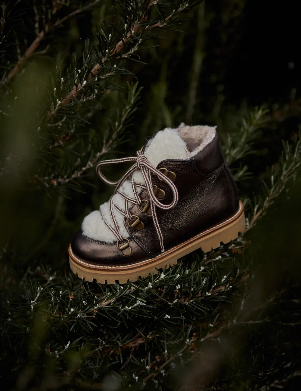 Classic Winter Boot - Beetle
