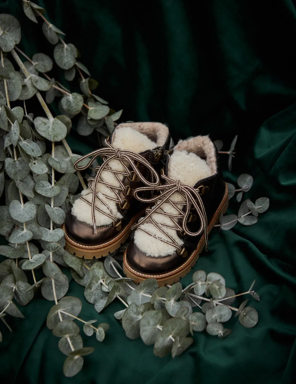 Classic Winter Boot - Beetle
