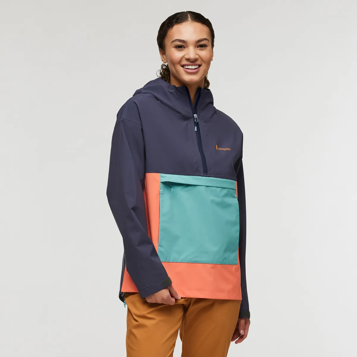 Cotopaxi Women&#x27;s Cielo Rain Anorak Graphite/Hot Punch | Buy Cotopaxi Women&#x27;s Cielo Rain Anorak Graphite/Hot Punch here | Outnorth