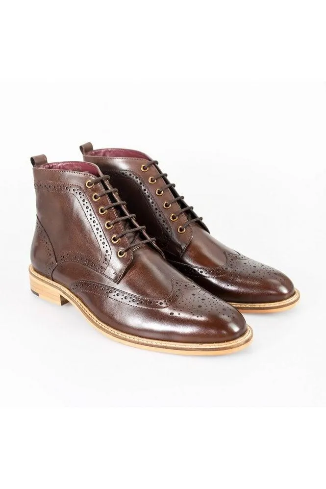 Holmes  Signature lace up Boots