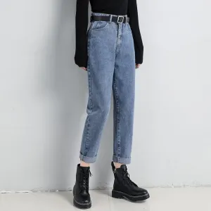 Light Wash Blue Boyfriend Jeans