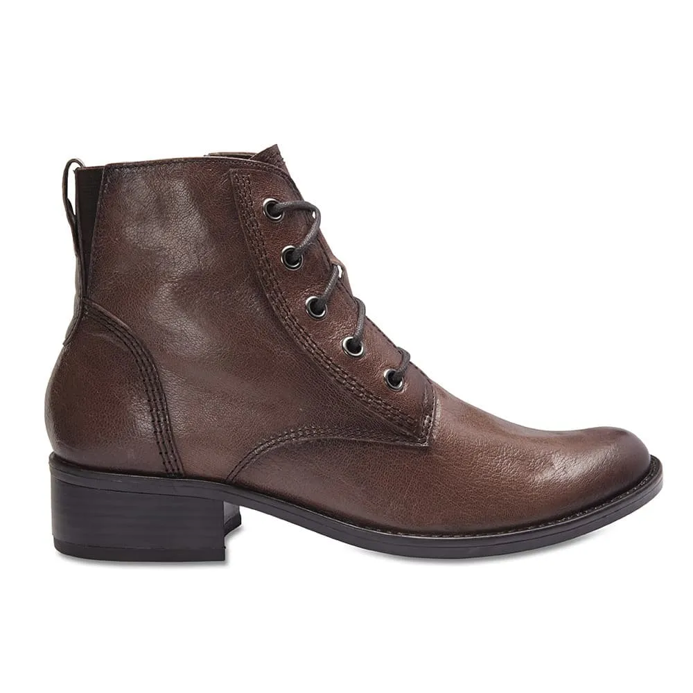 Nebraska Boot in Black Leather