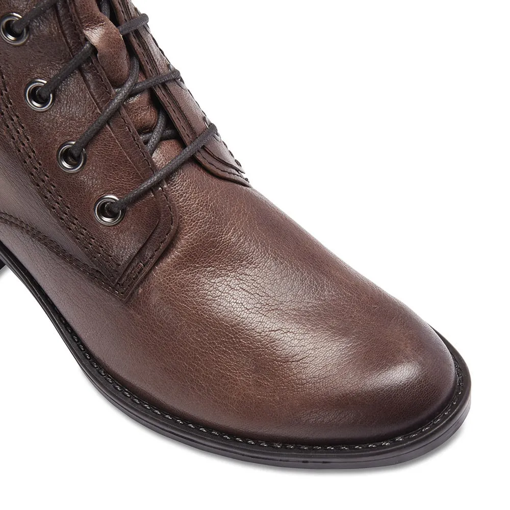 Nebraska Boot in Black Leather