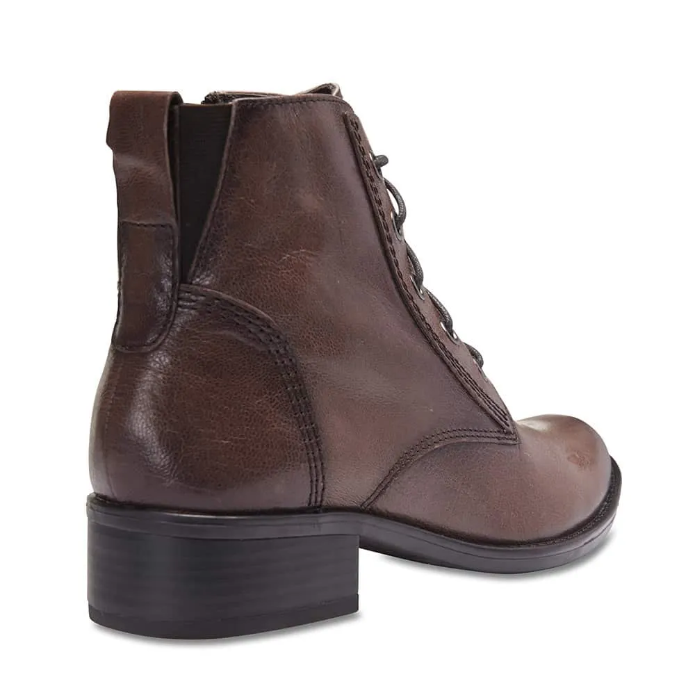 Nebraska Boot in Black Leather