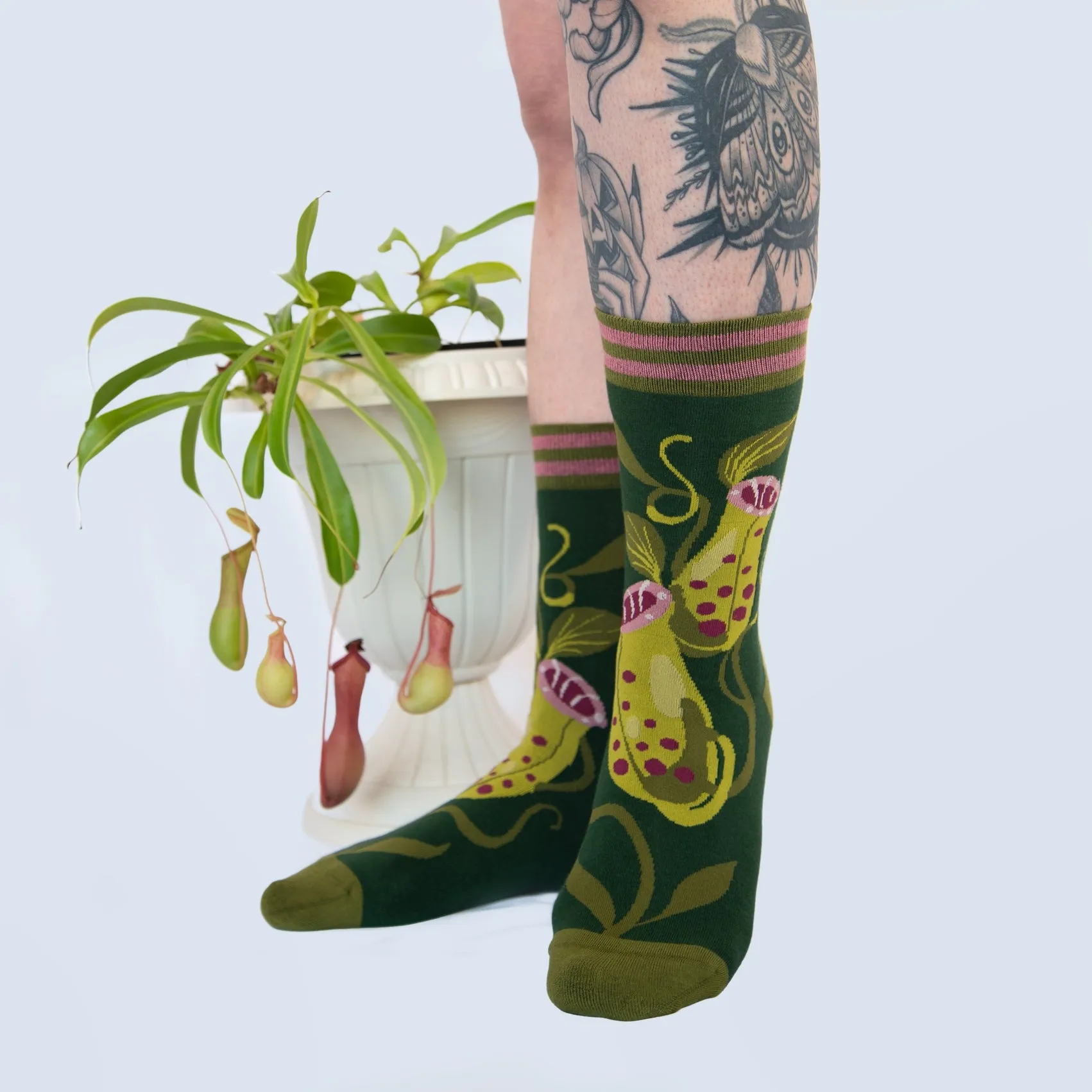 Pitcher Plant Unisex Crew Socks