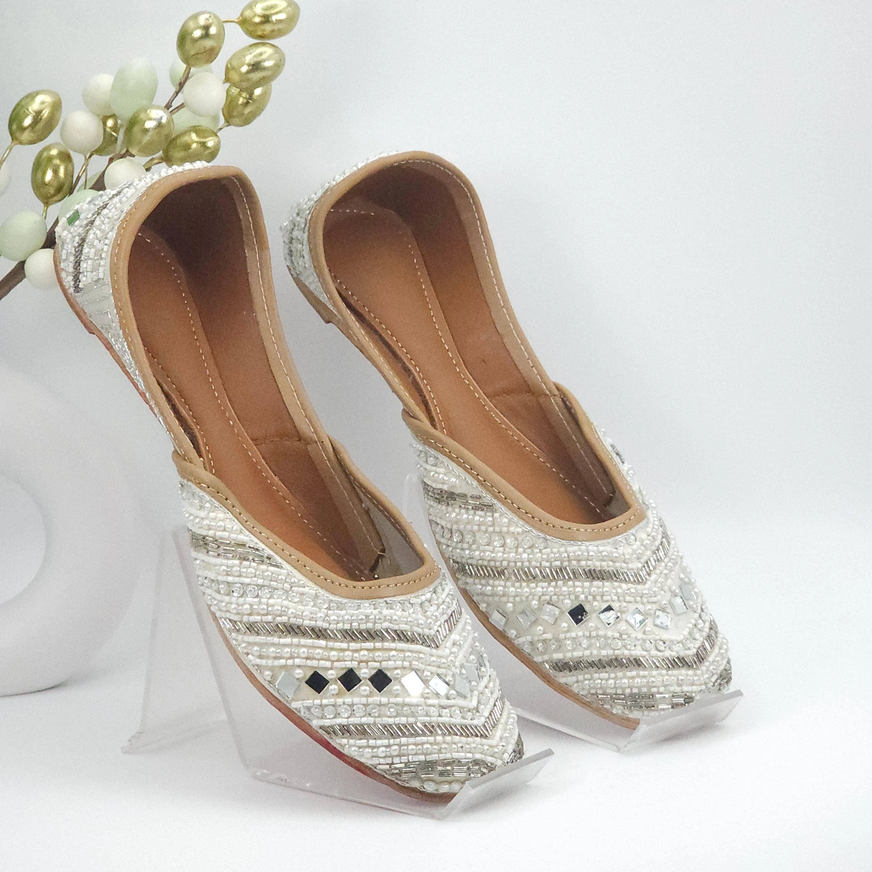 Snowie - Womens White  Ballerina Jutti Shoes