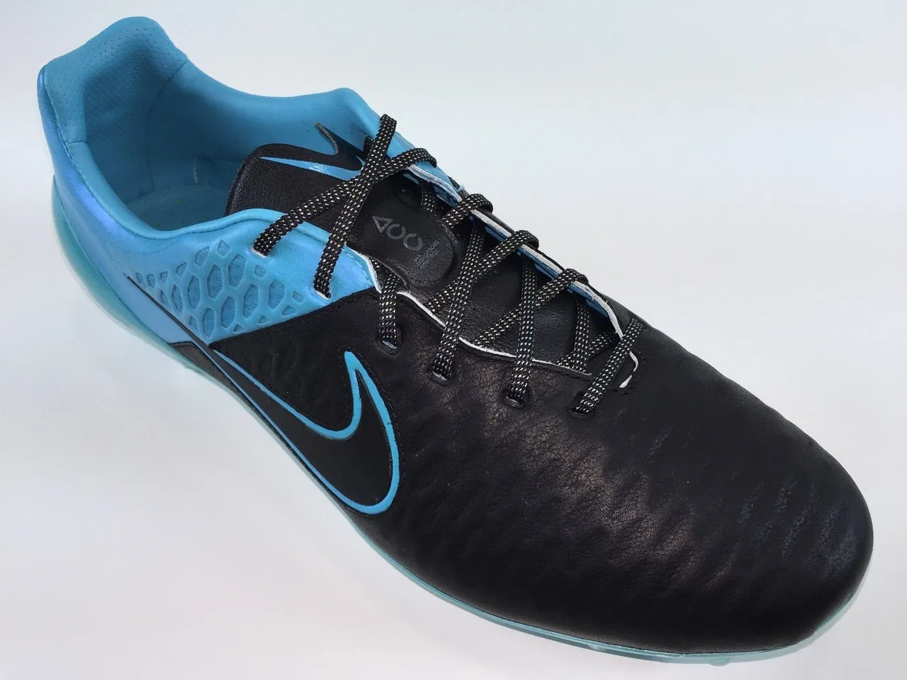 SR4U Laces Black Speckled Sunlight Shimmer
