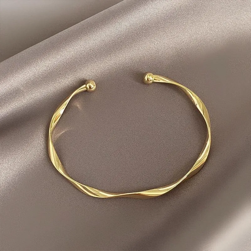 Twisted Metal Cuff
