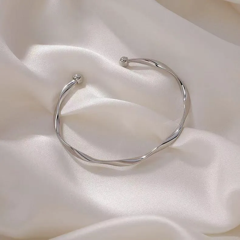 Twisted Metal Cuff