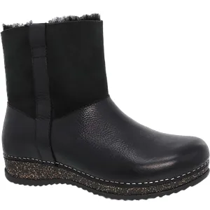Women's Dansko McKenzie Black Waxy Milled
